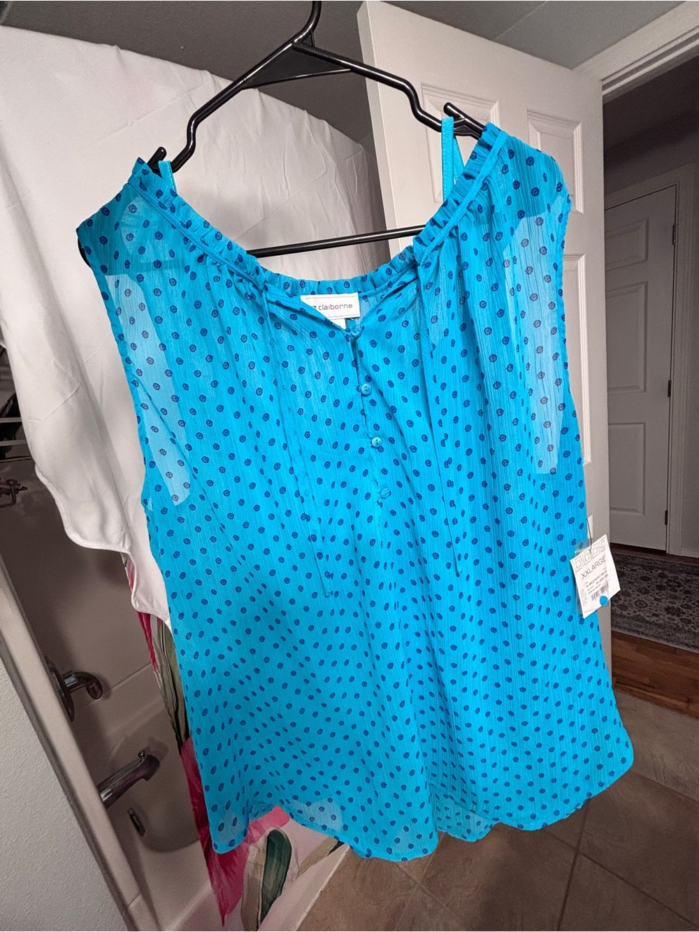 NWT Liz Claiborne Sleeveless Turquoise Polka Dot Sheer blouse
